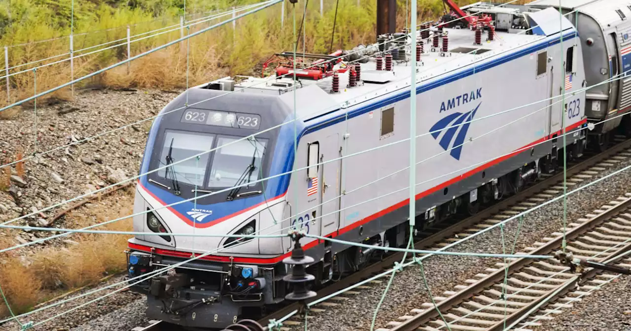 Passengers stuck on Amtrak train for hours in rural South Carolina