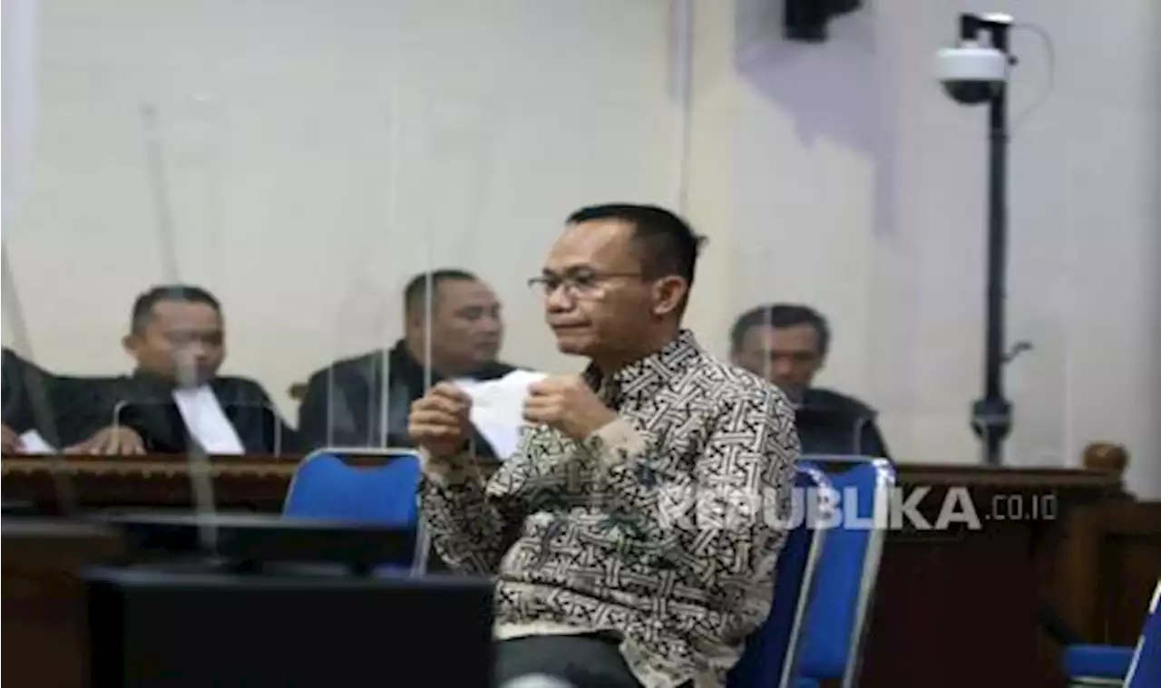 Jaksa Nilai Kata Infak Digunakan Terdakwa Sebagai Kamuflase Praktik Suap di Unila |Republika Online