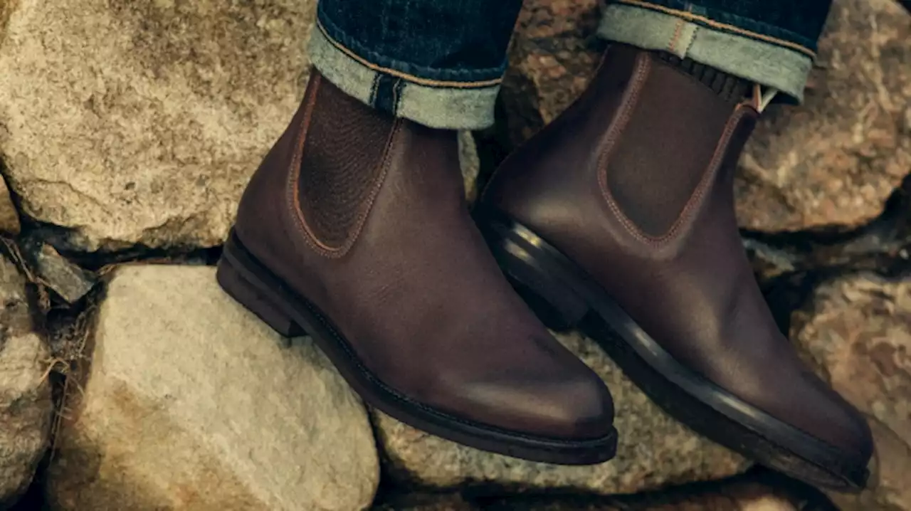 Robb Recommends: These Sleek, Comfortable Chelsea Boots Are as Light and Springy as Sneakers