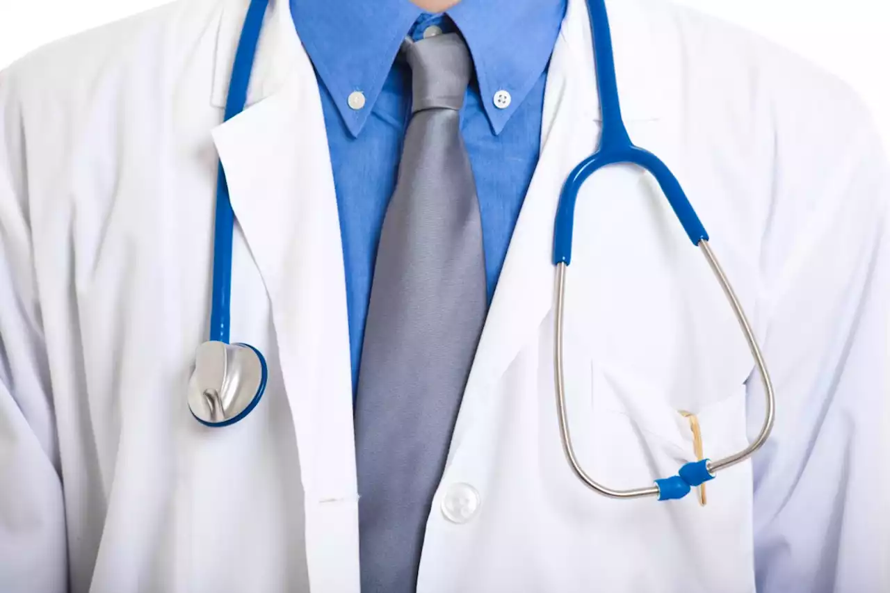 International doctors frustrated by pathway to practice in Ontario