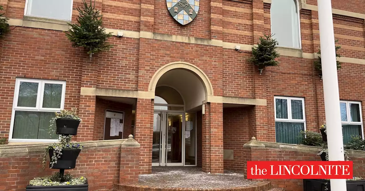 £5 council tax rise approved in South Kesteven