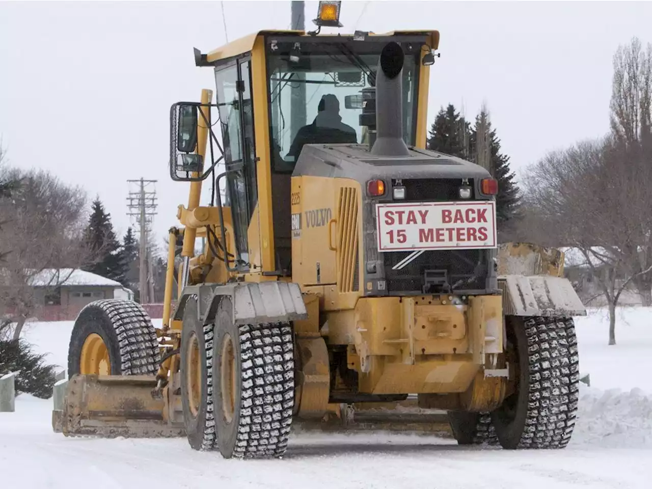 Crews to begin snow removal on Saskatoon residential streets