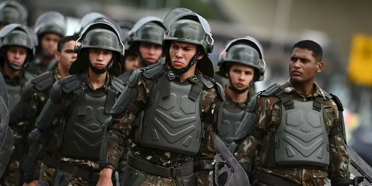 Brazil’s Military Stopped Mob at Capital, Ignoring Calls to Stage a Coup