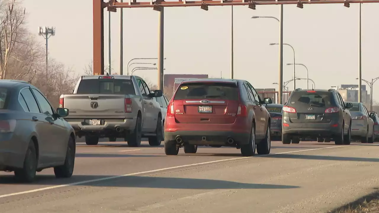 Average Chicago-Area Driver Spent 155 Hours Waiting In Traffic in 2022, Report Says