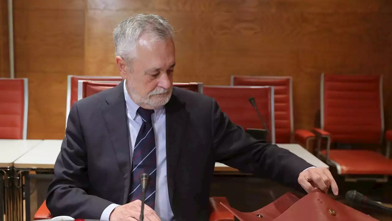 Juanma Moreno apoya que Griñán no entre en prisión: 'No puedo ser partidario de que entre en la cárcel'