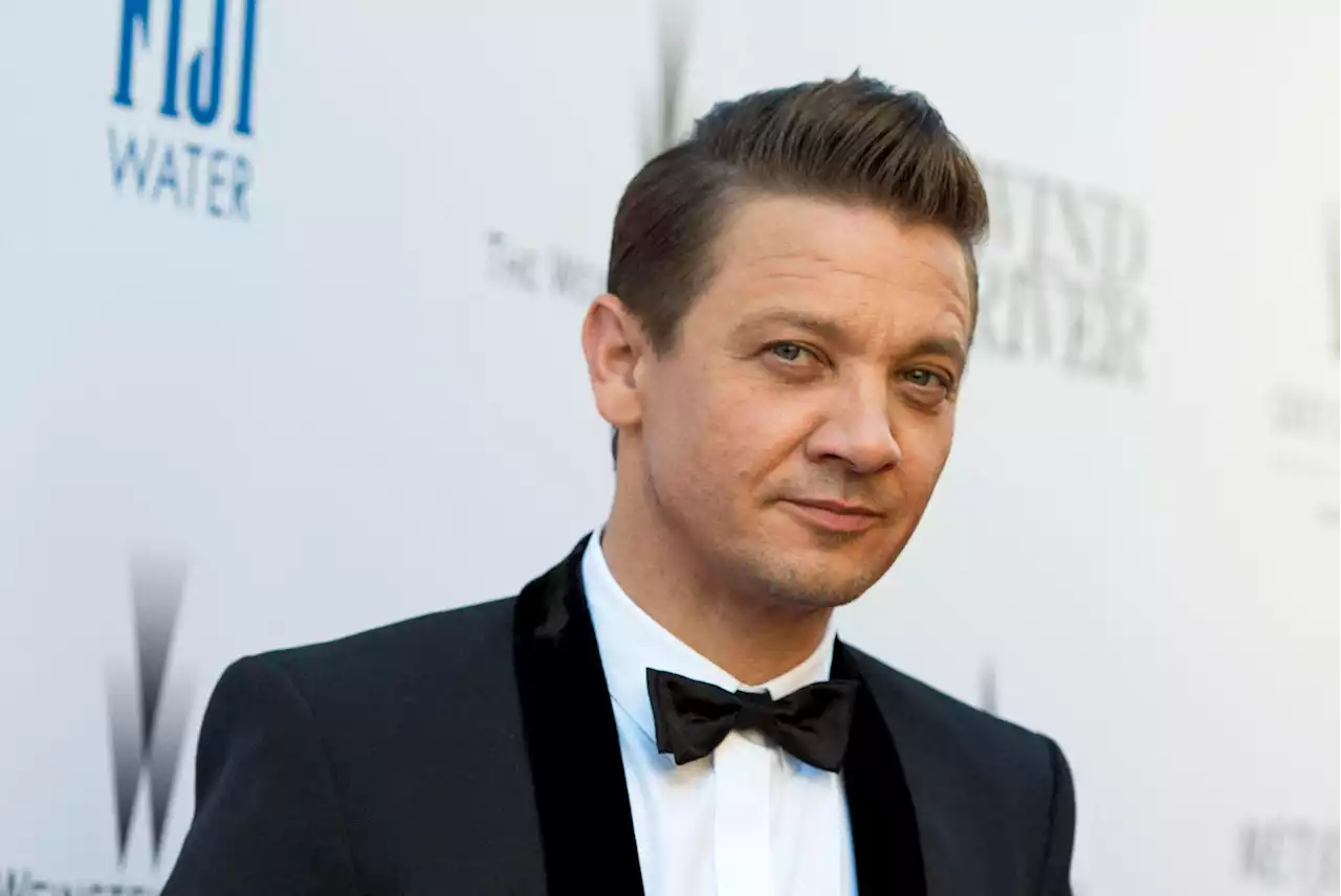 Jeremy Renner di Avengers rischia amputazione della gamba