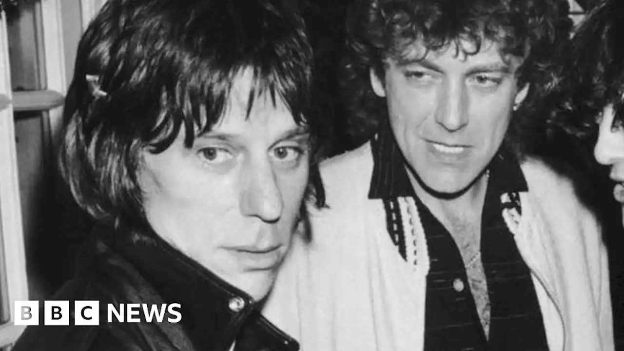 Jeff Beck: Led Zeppelin's Robert Plant leads tributes