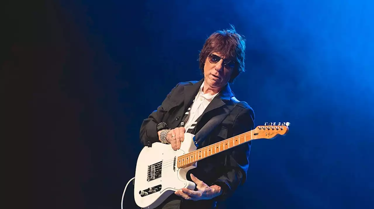 Jeff Beck’s Billboard Chart History: The Yardbirds, ‘People Get Ready’ & More