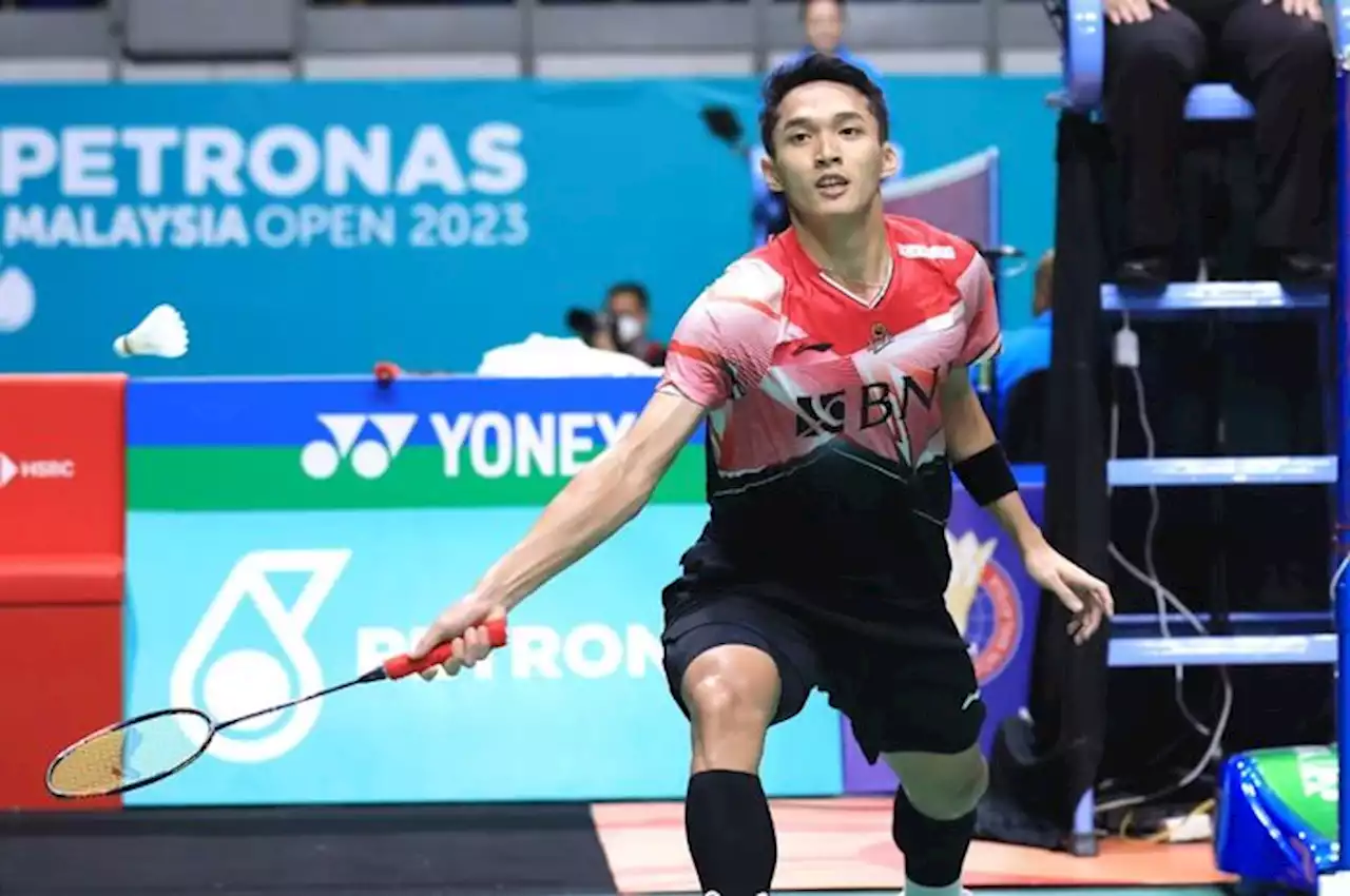 Hasil Malaysia Open 2023 - Serangan Bertubi-tubi Bikin Jonatan Terhenti - Bolasport.com