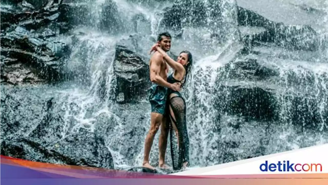 Sabda Ahessa Foto Bareng Wulan Guritno di Air Terjun, Netizen: Hot Couple