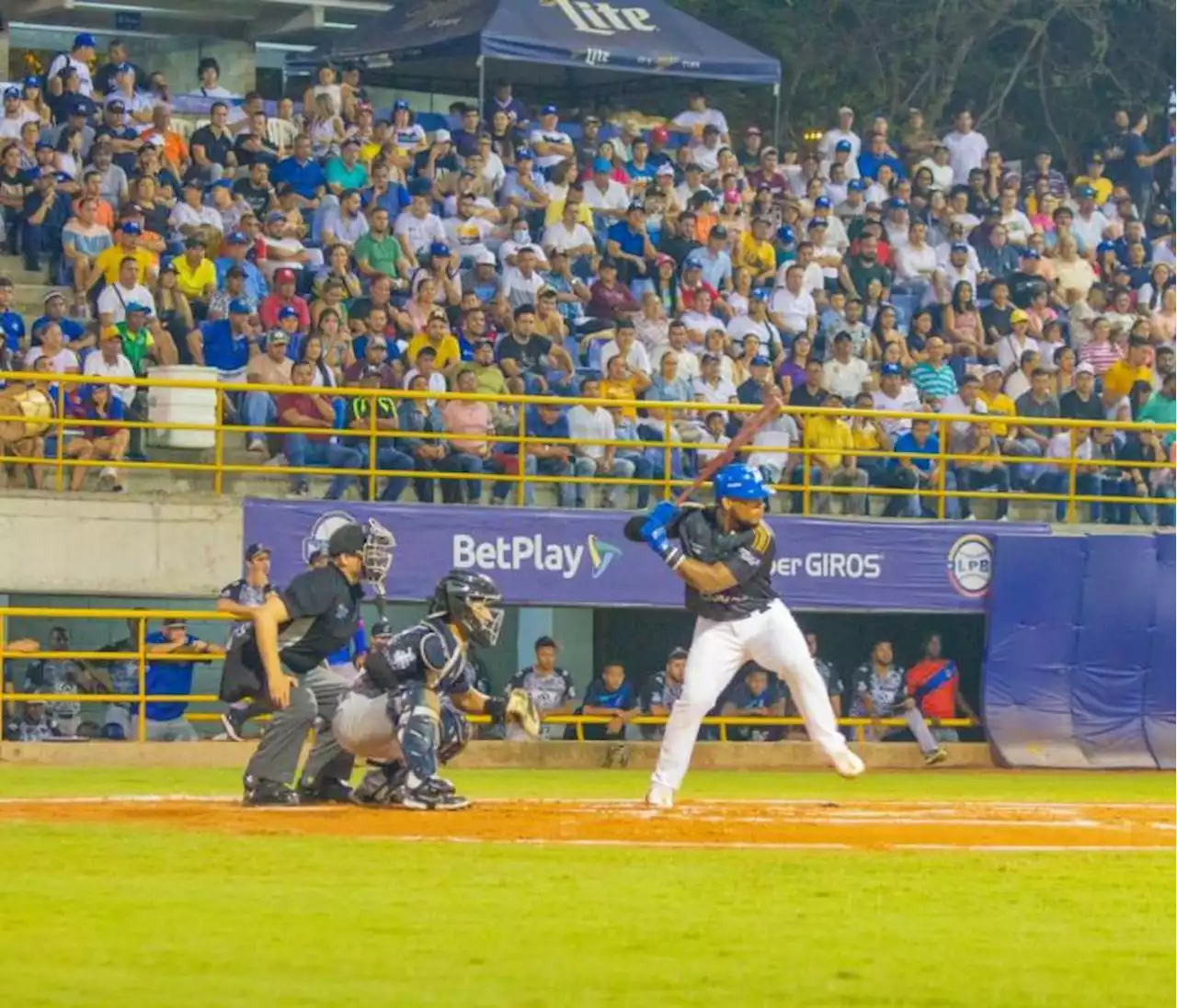 Vaqueros acaricia la final de la Liga Profesional de Béisbol