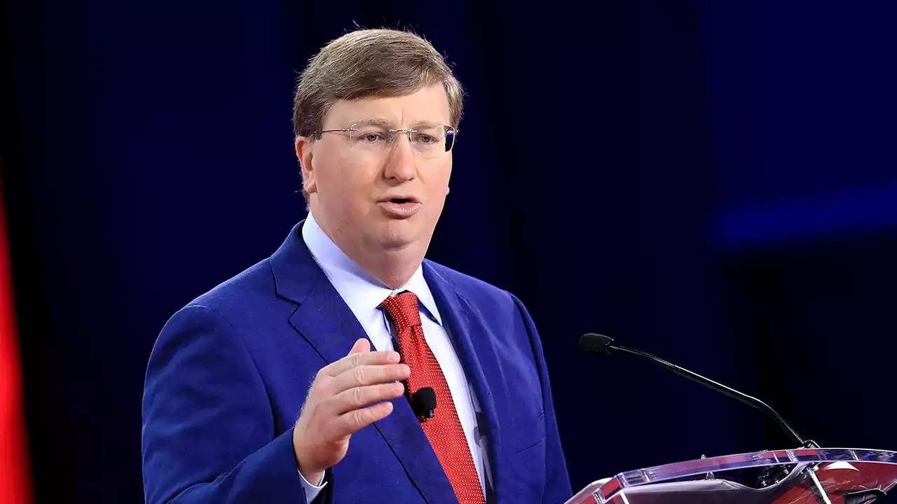 Gov. Tate Reeves seeking 'complete elimination' of income tax in Mississippi as he runs for re-election