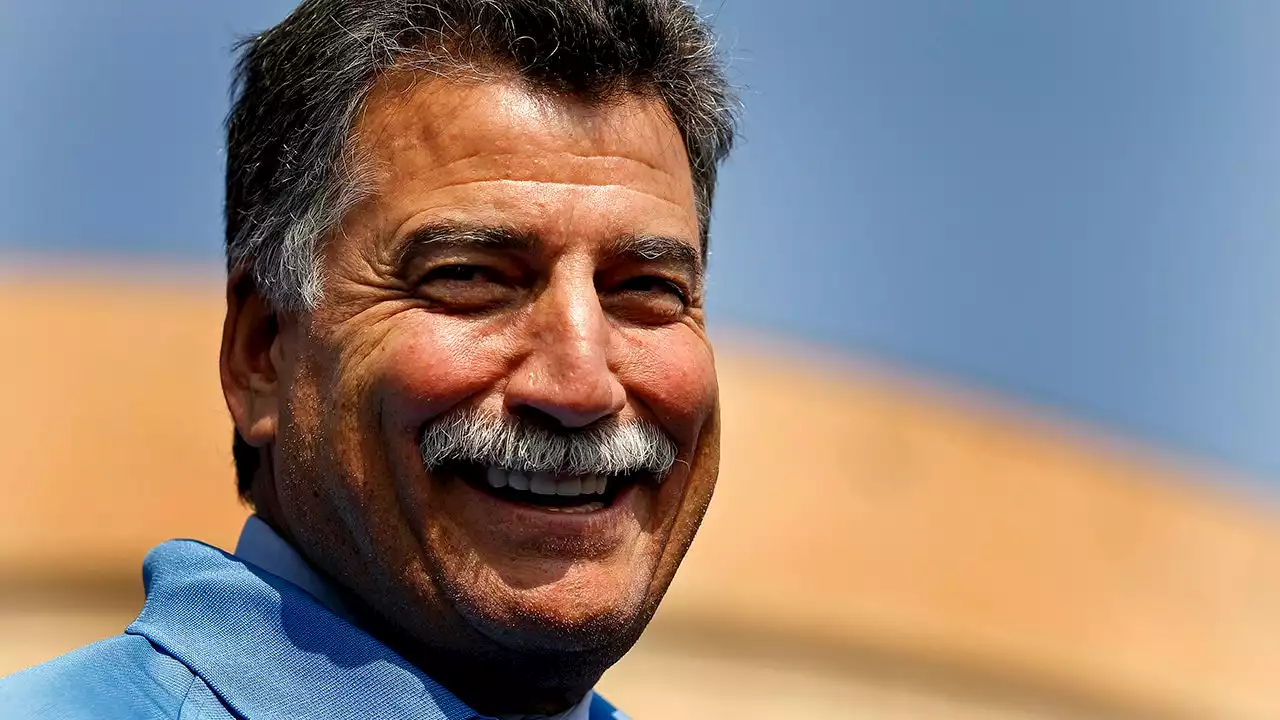 New York Mets legend Keith Hernandez tells Tucker Carlson how 'Seinfeld' gave him 'another life'