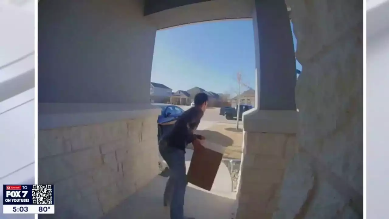 Texas porch pirates caught on camera stealing packages from homes in broad daylight