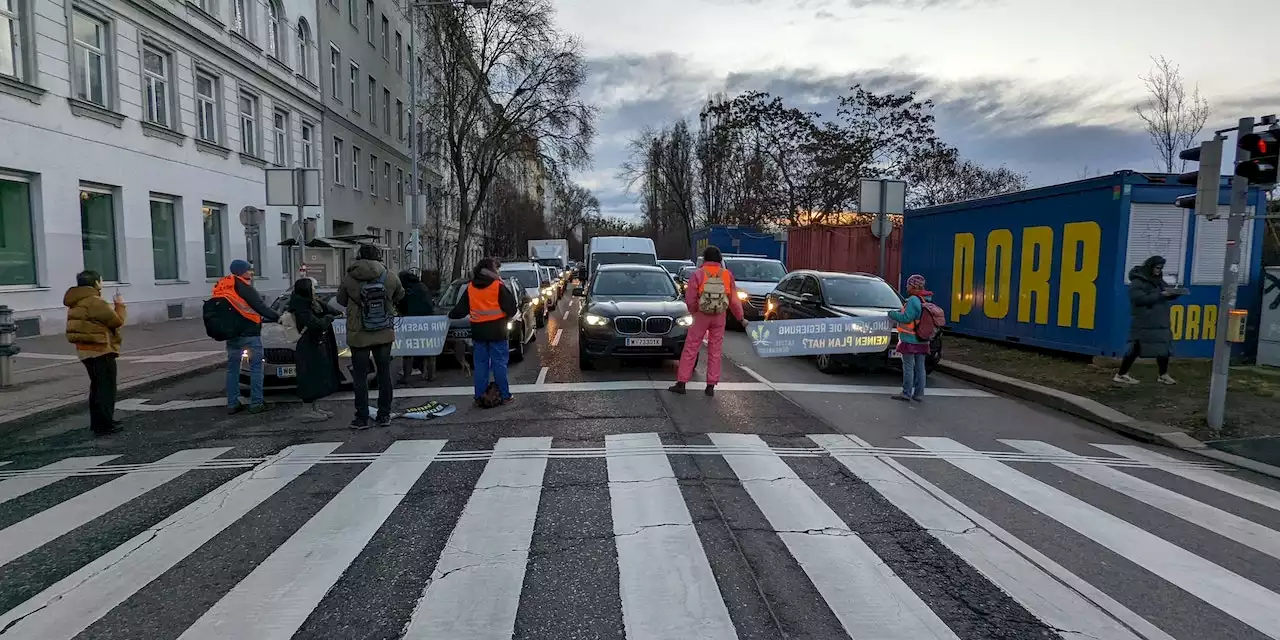 Klima-Kleber blockieren wieder Wiener Verkehrsader