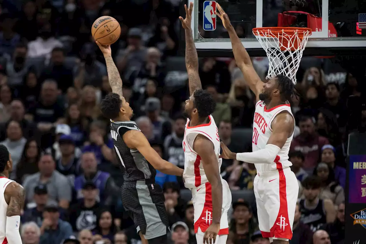 Kings 135, Rockets 115: Fourth-quarter fade extends skid