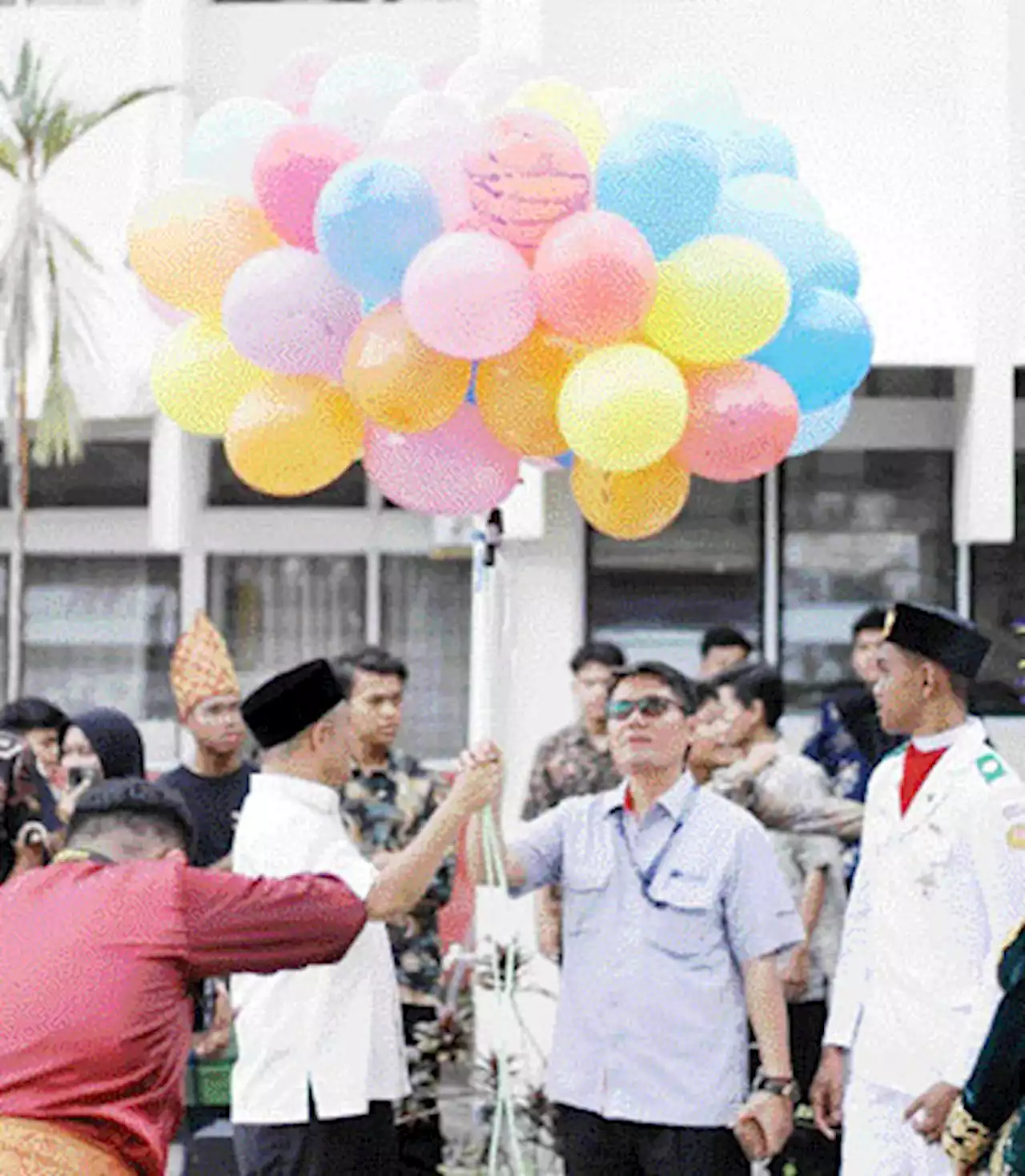 HUT Ke-46, SMA Semen Padang Gelar Perayaan