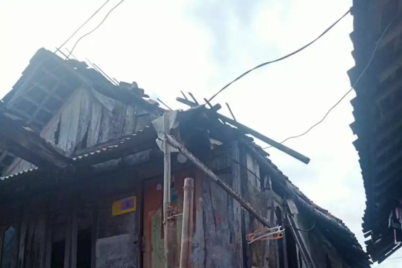 Puluhan Rumah di Lombok Timur Rusak Akibat Puting Beliung