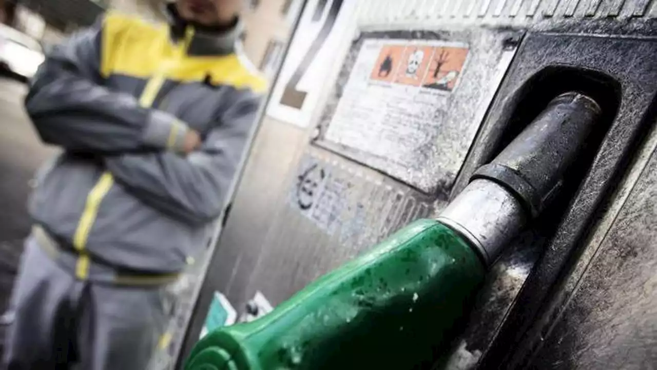 Rincari, inflazione e stangata al distributore: arriva il bonus benzina da 200 euro. Ecco come funziona, a chi spetta e come ottenerlo