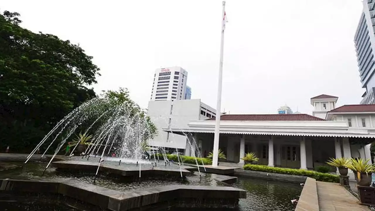 Buruh Gelar Demo di Balai Kota Jakarta, Ini Tuntutannya