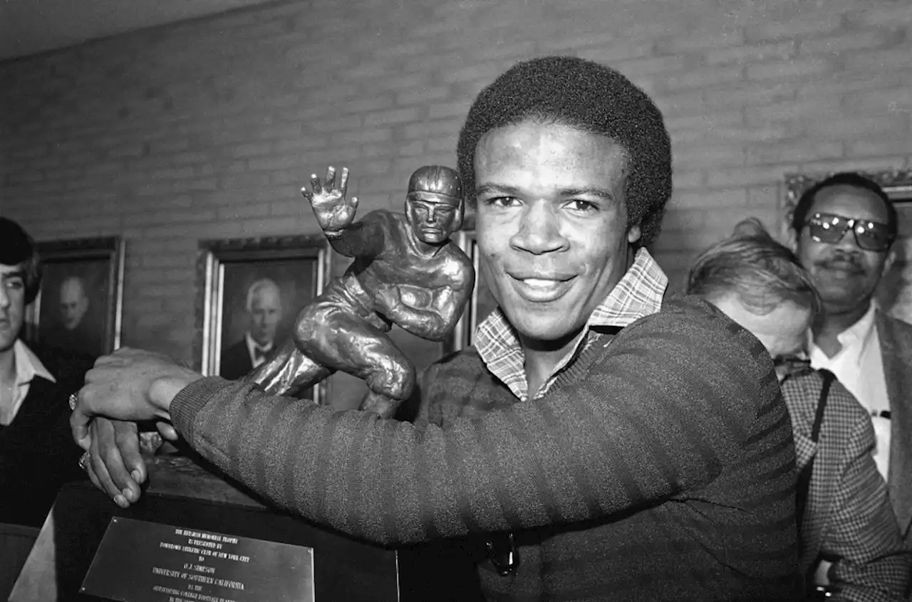 Charles White, USC RB and 1979 Heisman Trophy winner, dies at 64