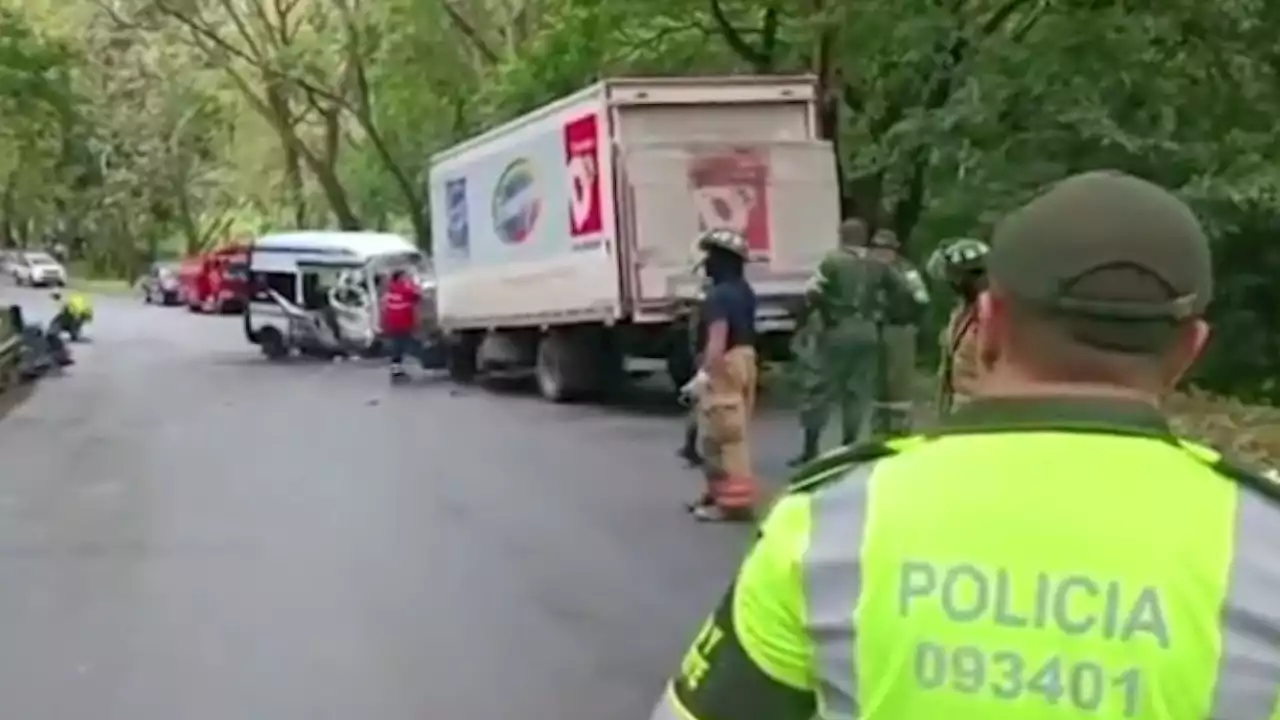 [VIDEO] Identifican a cinco de los nueve muertos en accidente de tránsito en Huila | Minuto30