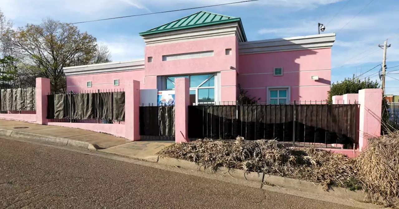 The abortion clinic at the center of the Supreme Court ruling will become a secondhand store