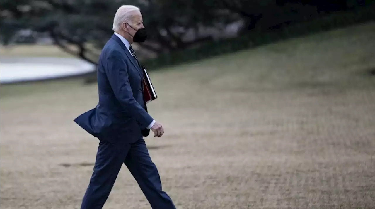 Ayudantes de Joe Biden hallan nuevo paquete de documentos clasificados