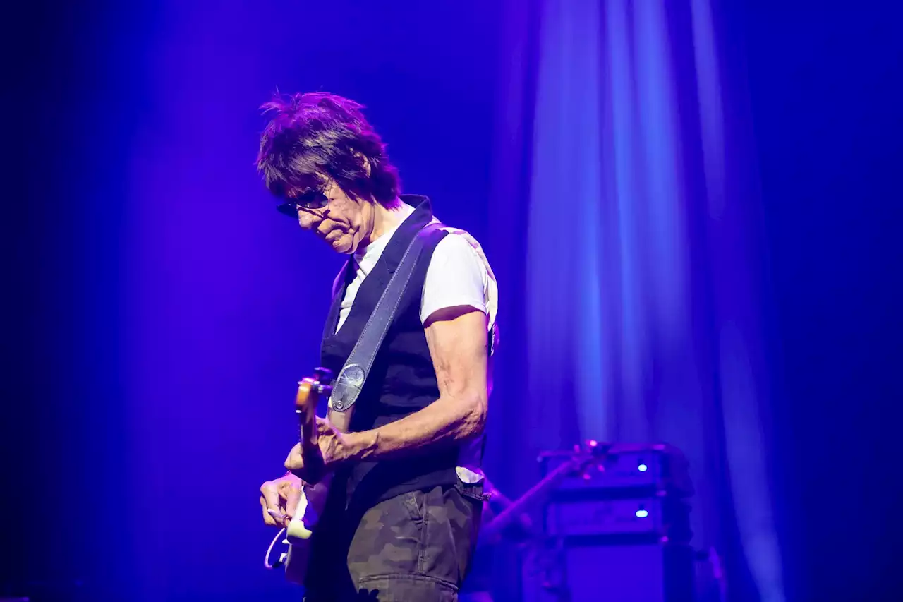 Musician Jeff Beck dead at 78 following sudden illness