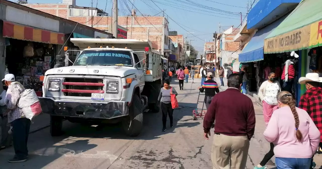 Aún no acaba la polémica: comerciantes de Apaseo el Grande y Municipio aún negocian