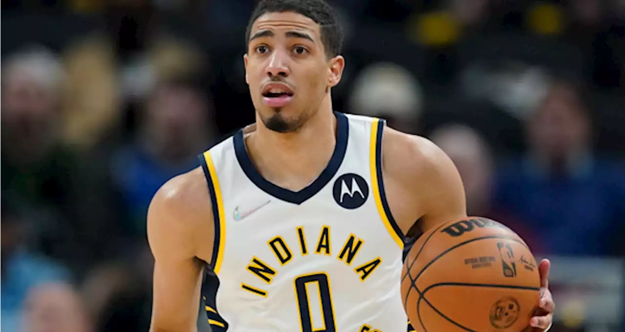 Tyrese Haliburton Leaves Game With Knee Injury, Exits Arena On Crutches