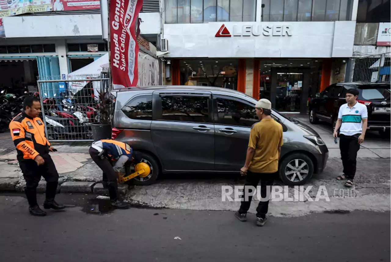 Pemkot Depok Cari Lahan untuk Kantong Parkir di Jalan Margonda |Republika Online