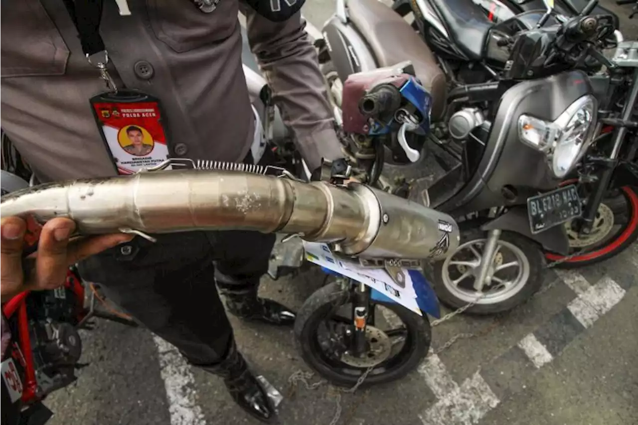 Puluhan Motor Knalpot Brong untuk Balap Liar di Ponorogo Disita Polisi |Republika Online