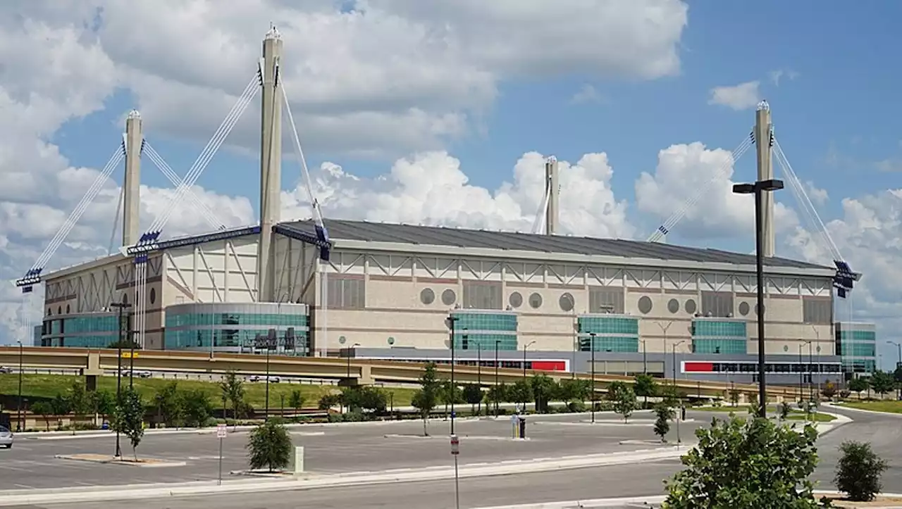 San Antonio Spurs set to break NBA attendance record after selling 64,387 tickets