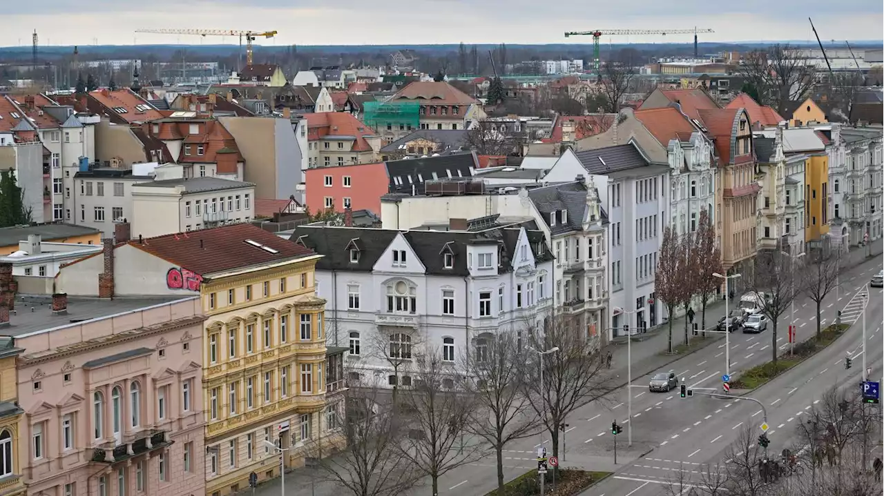 „Nicht durch Hass oder Angst spalten lassen“: Sicherheitskonferenzen sollen für besseres Stadtklima in Cottbus sorgen