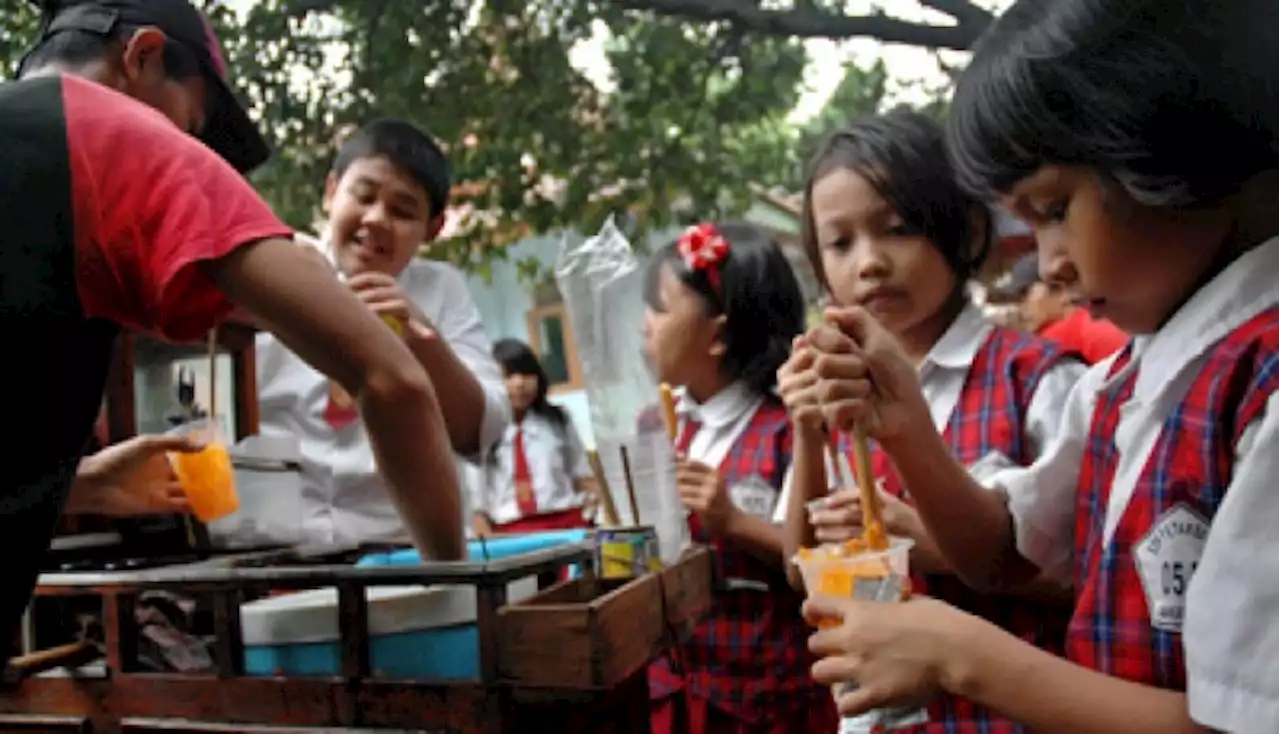 Inilah 4 Zat Berbahaya yang Kerap Ditemukan pada Jajanan Anak