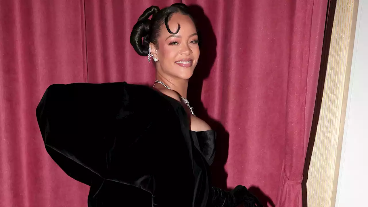 Rihanna fait une apparition surprise aux Golden Globes