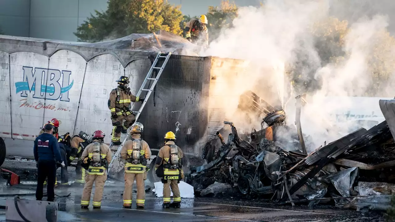 I-10 eastbound in Chandler reopens after 5 killed in fiery crash