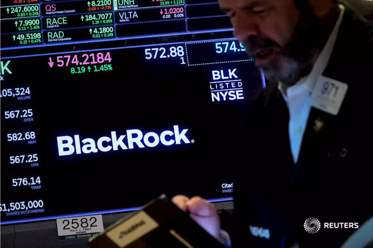 Breakingviews - BlackRock edges closer to its Blackstone roots