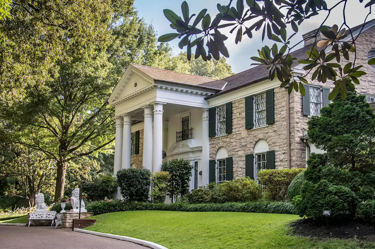 Lisa Marie Presley's final resting place will be Graceland, her father's former mansion