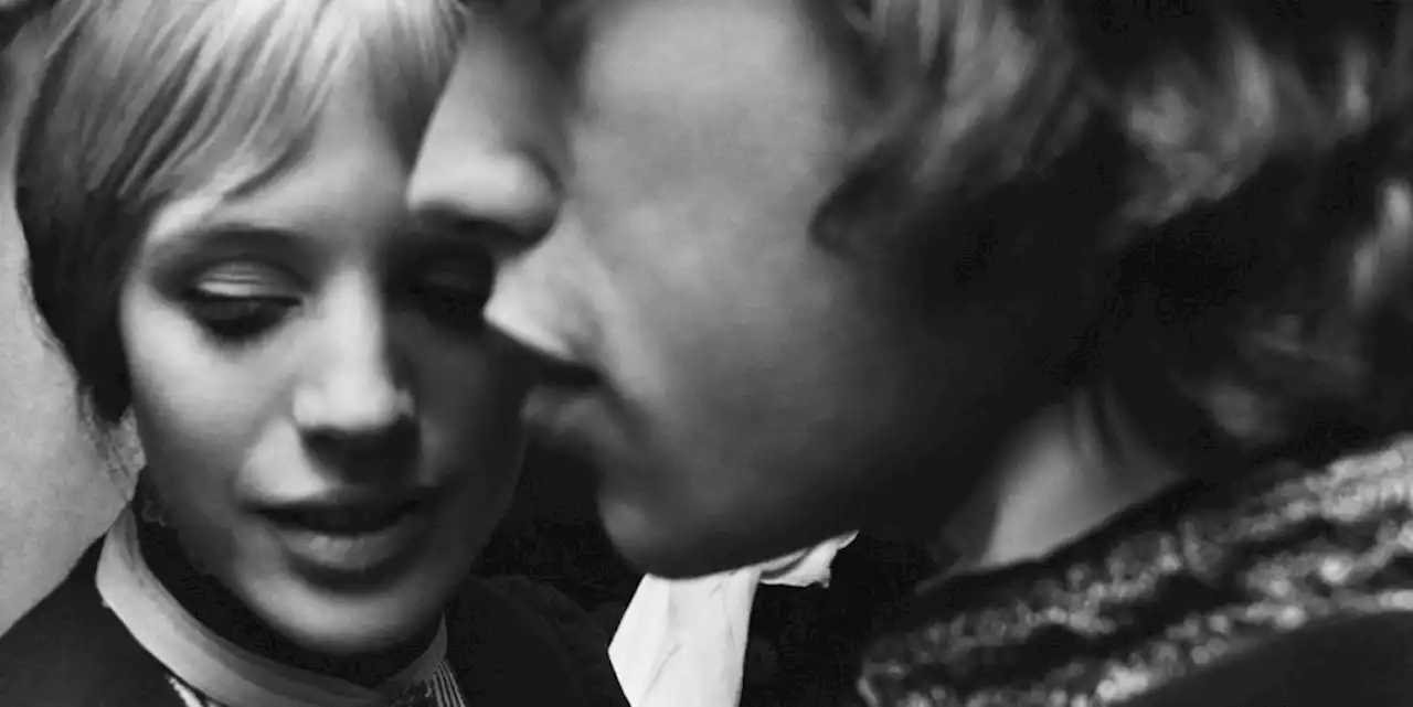 Marianne Faithfull e l'incredibile storia d’amore con Mick Jagger