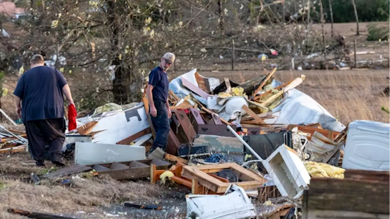 At least 7 dead as severe winds, tornadoes hammer US South