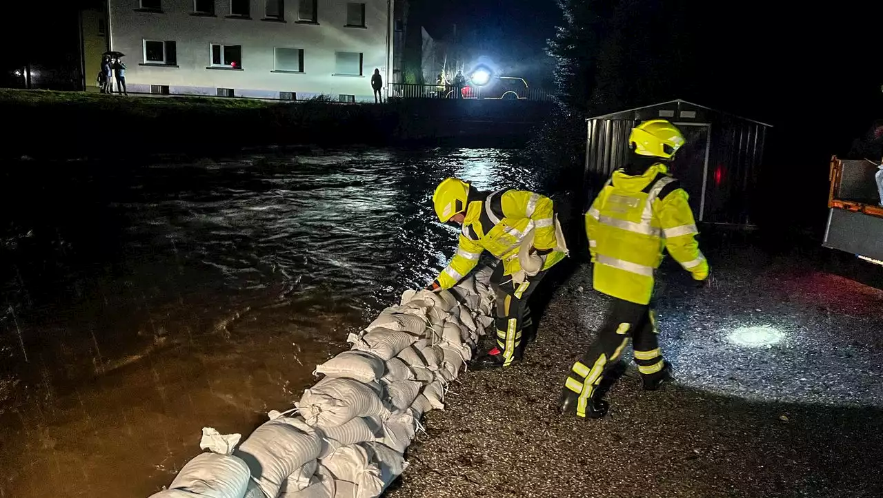 Märkischer Kreis: Dauerregen führt zu Hunderten Einsätzen im Sauerland