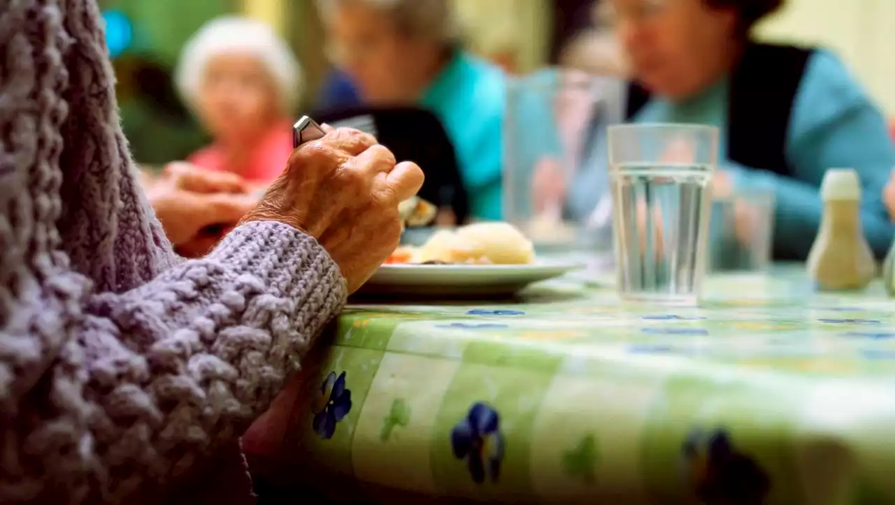 (S+) Ein Pflegeheimbetreiber führt einen fleischfreien Mittwoch ein – und empört Patientenschützer