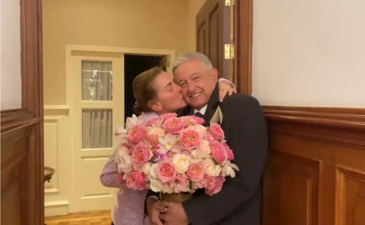 AMLO da amoroso regalo a Beatriz Gutiérrez Müller por sus 54 años: “Juntos para la eternidad”