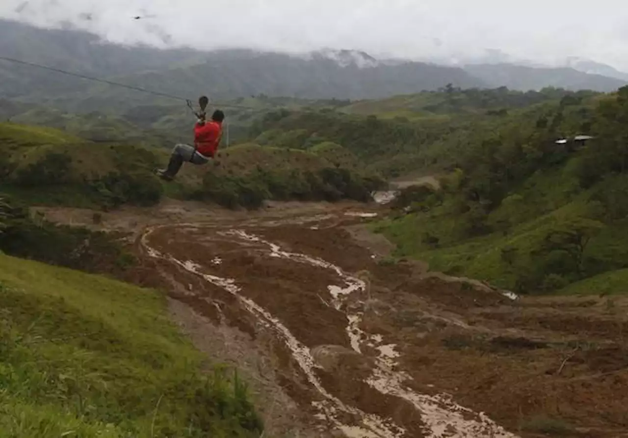 En fotos: el drama de los damnificados por el derrumbe en Rosas, Cauca