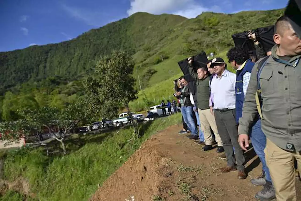 “No es posible vivir más allí”: Petro presentó plan de reubicación en Rosas, Cauca