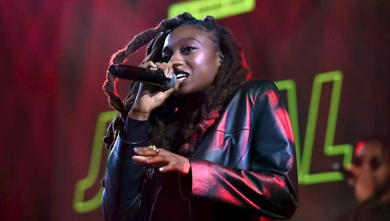 Little Simz : chœur et flammes