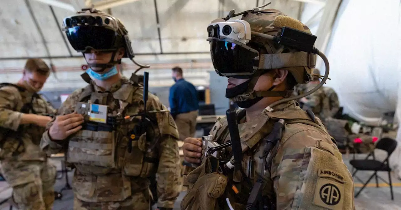 Congress Rejects Funding the Military's Microsoft AR Goggles Because They Made Soldiers Sick