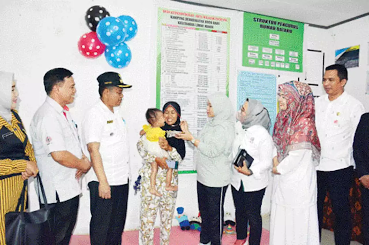 Cegah Stunting, Rumah Gizi ”Santiang” Diresmikan